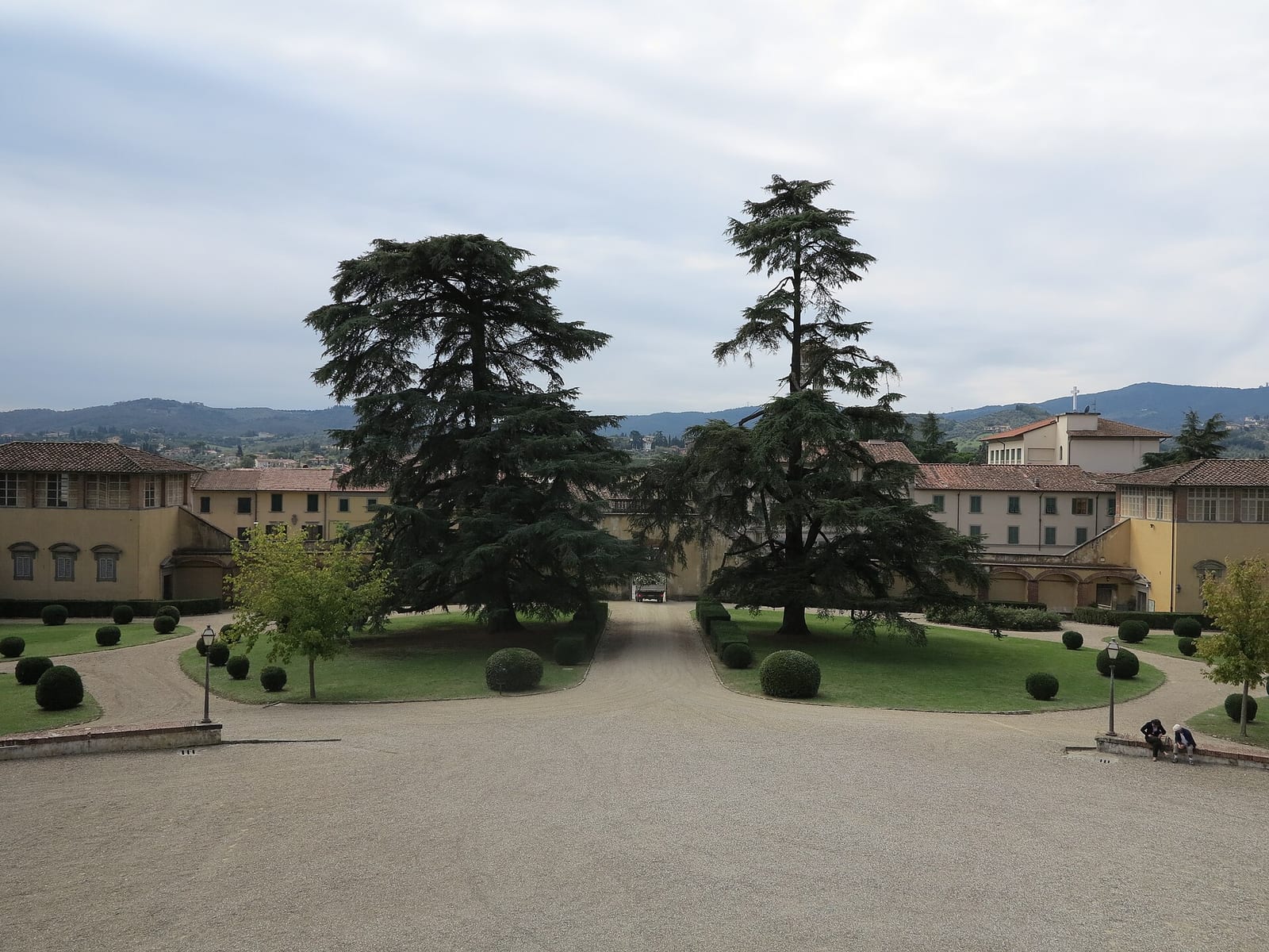 La Villa Médicis de Poggio a Caiano dans son environnement