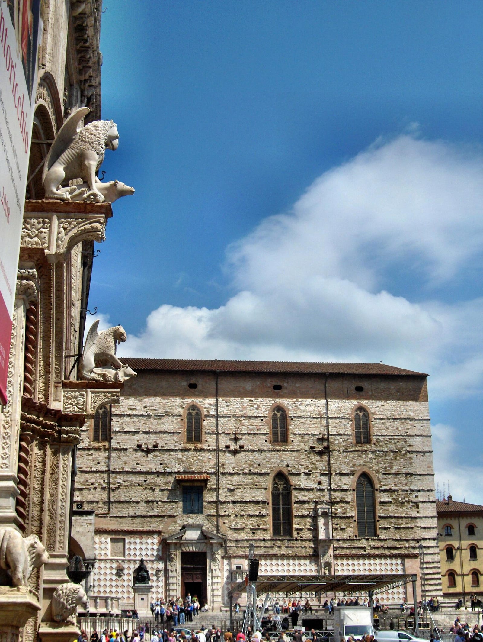 La Galleria Nazionale dell'Umbria à Pérouse dans son environnement