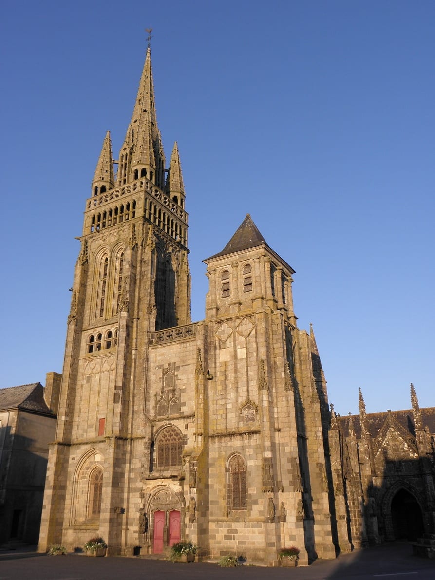 Basilique Notre-Dame du Folgoët — édifice religieux à Le Folgoët (Finistère (29)) (29), monument historique (Classé MH)