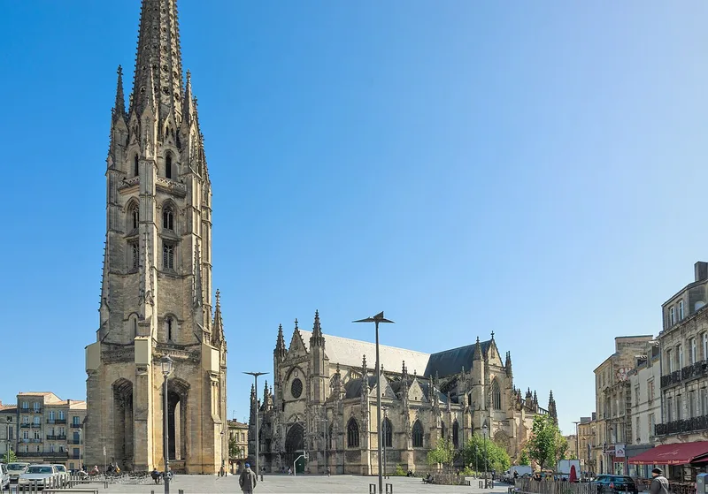 Basilique Saint-Michel de Bordeaux — édifice religieux à Bordeaux (Gironde (33)) (33), monument historique (Classé MH)