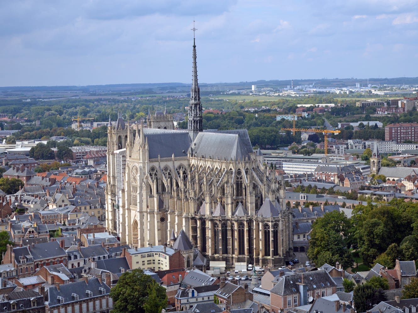 Cathédrale Notre-Dame d'Amiens — édifice religieux à Amiens (Somme (80)) (80), monument historique (Classé MH) — vue 2