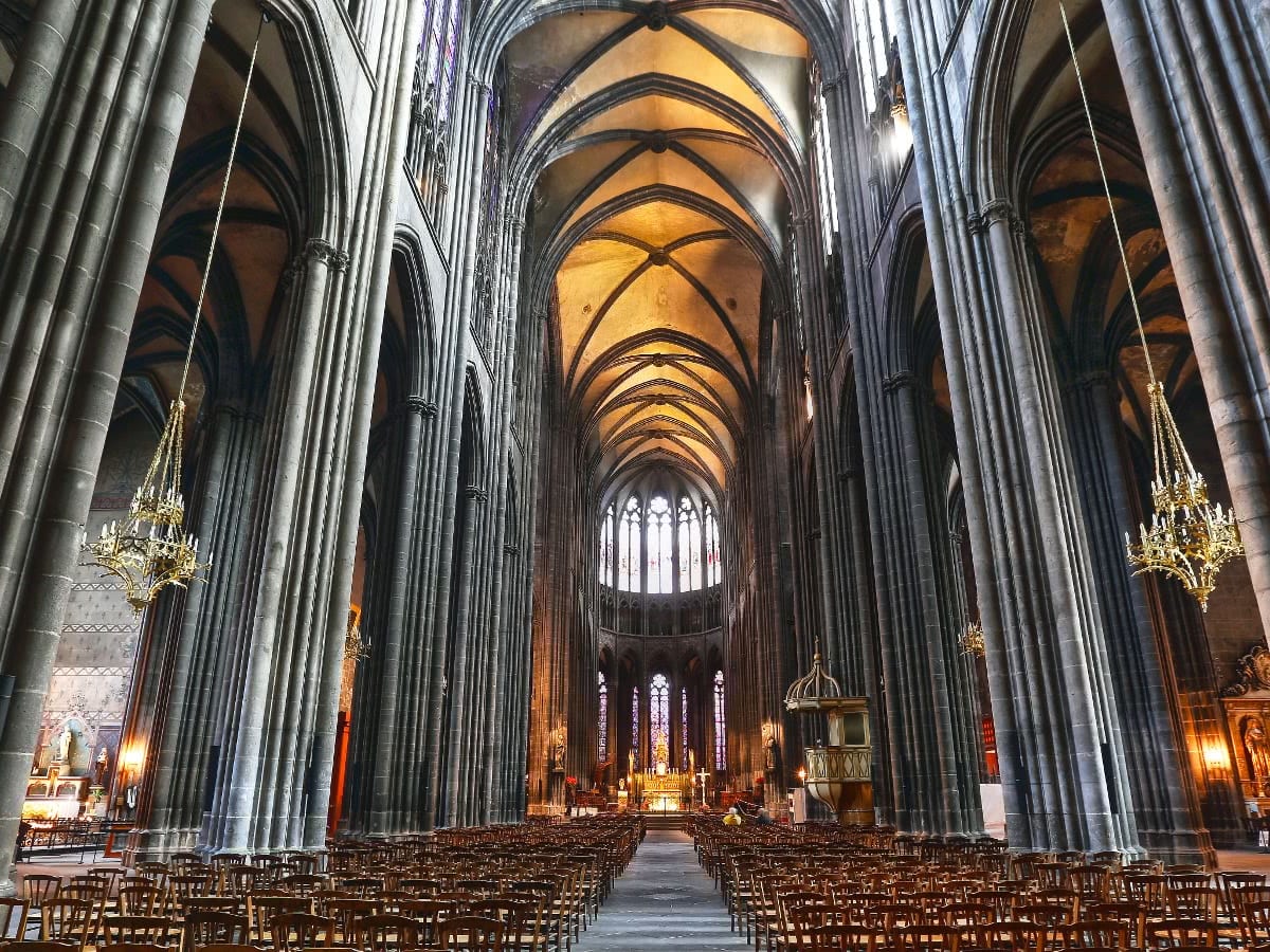 Cathédrale Notre-Dame-de-l'Assomption de Clermont-Ferrand — édifice religieux à Clermont-Ferrand (Puy-de-Dôme (63)) (63), monument historique (Classé MH) — vue 2