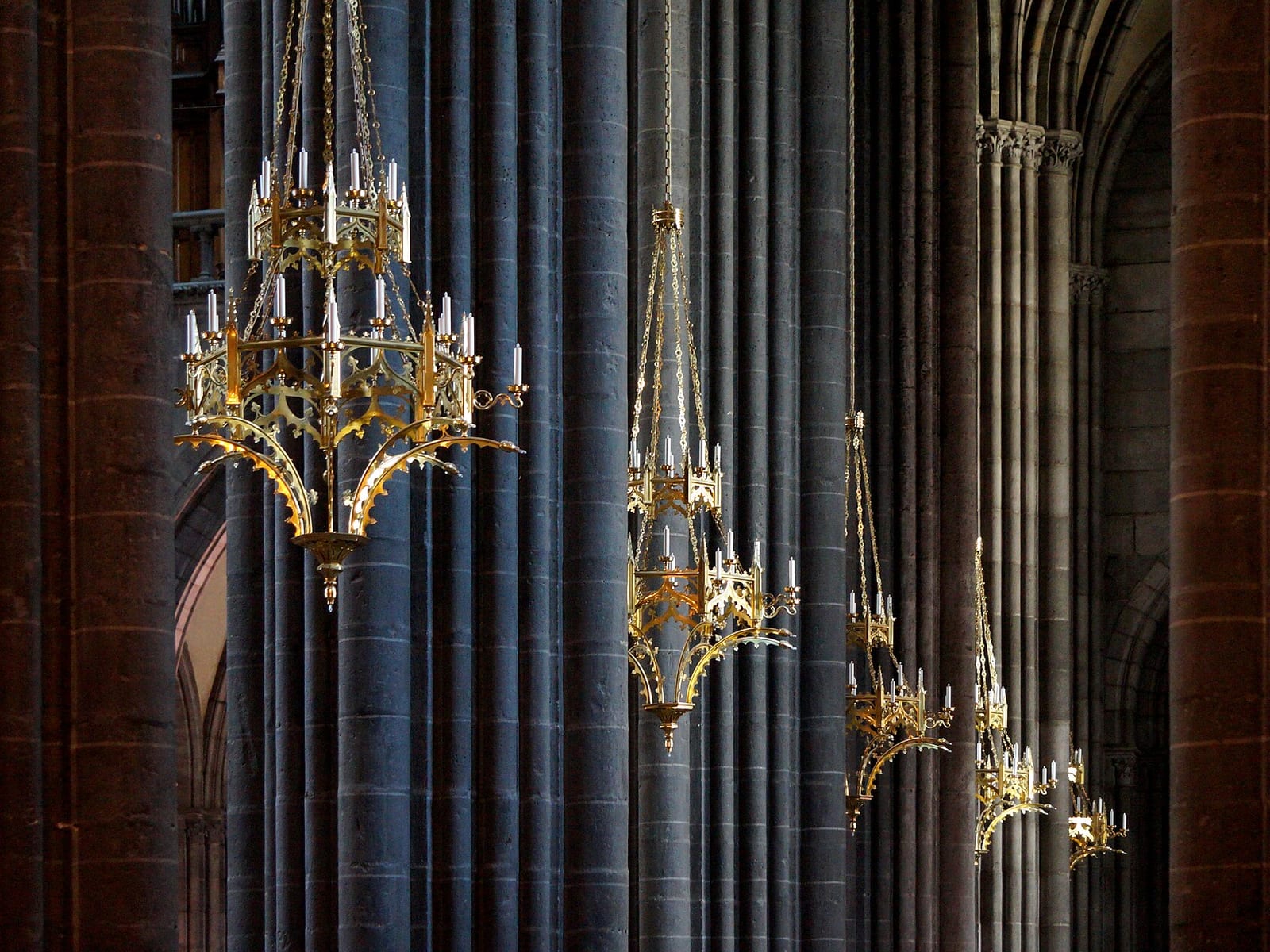 Cathédrale Notre-Dame-de-l'Assomption de Clermont-Ferrand — édifice religieux à Clermont-Ferrand (Puy-de-Dôme (63)) (63), monument historique (Classé MH) — vue 3