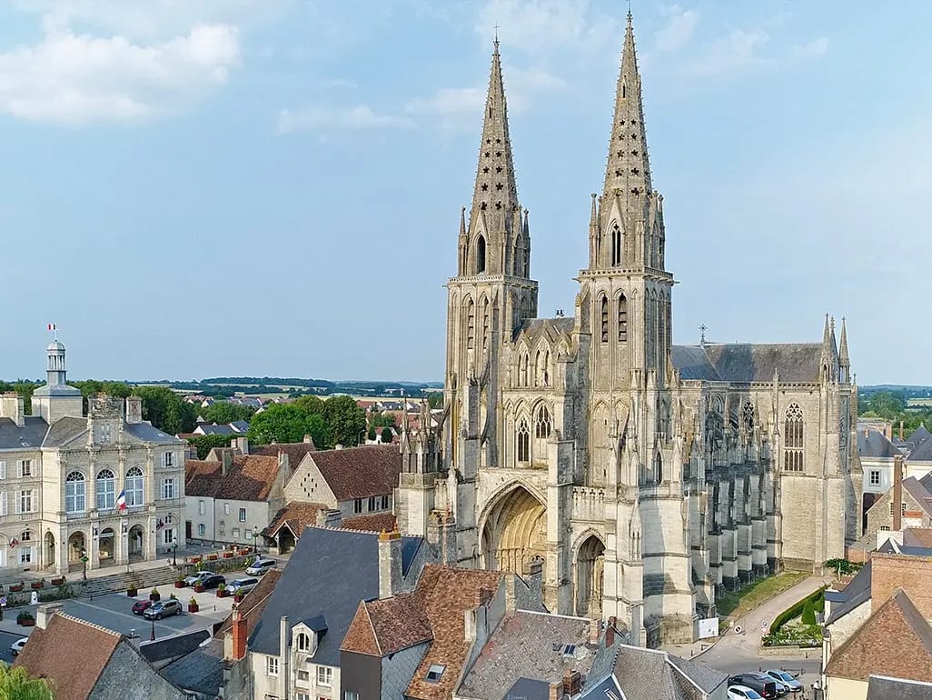 Cathédrale Notre-Dame de Sées — édifice religieux à Sées (Orne (61)) (61), monument historique (Classé MH)
