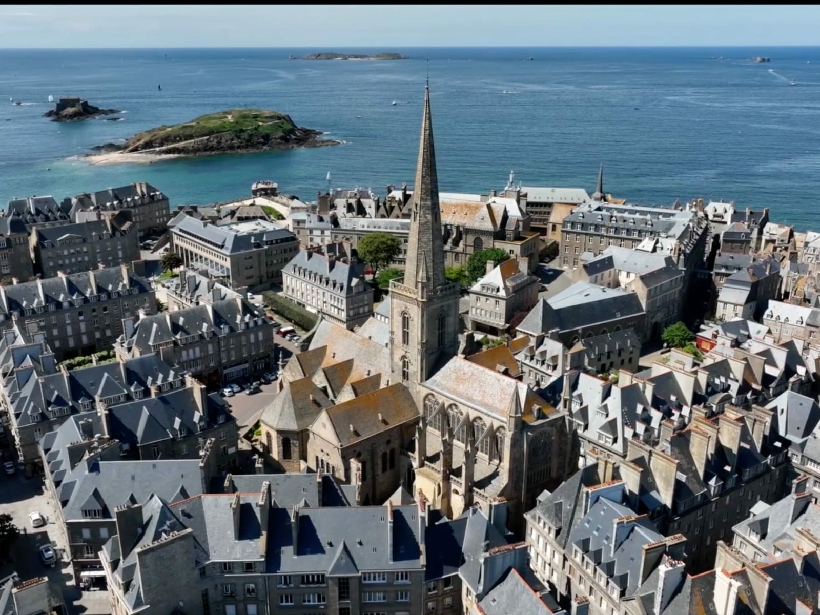 Cathédrale Saint-Vincent de Saint-Malo — édifice religieux à Saint-Malo (Ille-et-Vilaine (35)) (35), monument historique (Classé MH) — vue 2