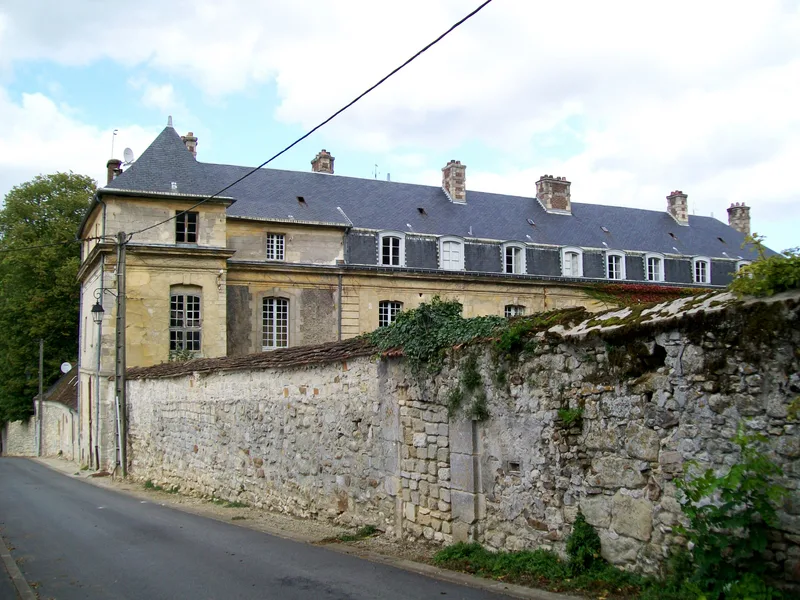 Château de Touteville — château à Asnières-sur-Oise, Val-d'Oise, inscrit mh