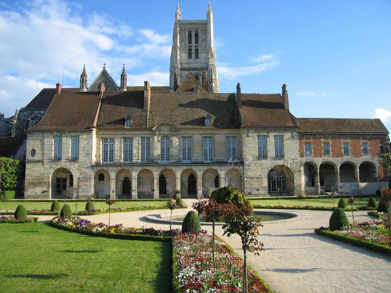 Cité épiscopale — édifice religieux à Meaux (77), monument historique (Classé MH) — vue 2