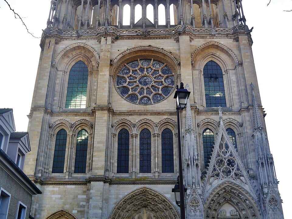 Collégiale Notre-Dame de Mantes-la-Jolie — édifice religieux à Mantes-la-Jolie (Yvelines (78)) (78), monument historique (Classé MH) — vue 3