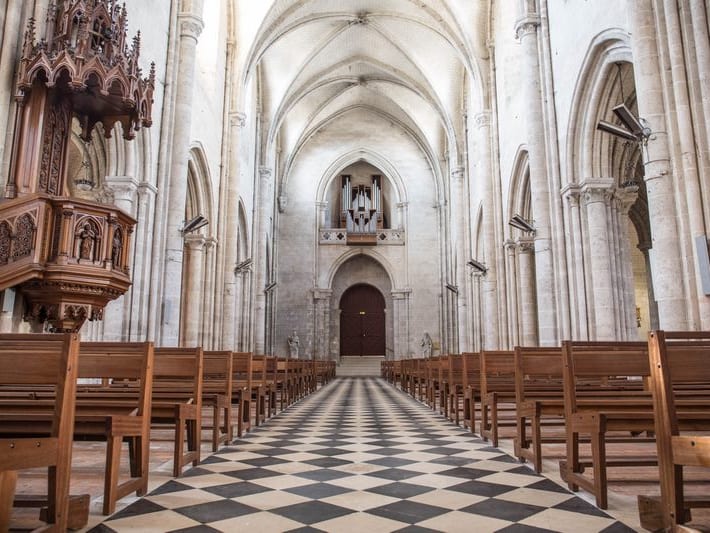 Collégiale Saint-Liphard de Meung-sur-Loire — édifice religieux à Meung-sur-Loire (Loiret (45)) (45), monument historique (Classé MH) — vue 2