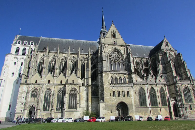 Collégiale de Saint-Quentin