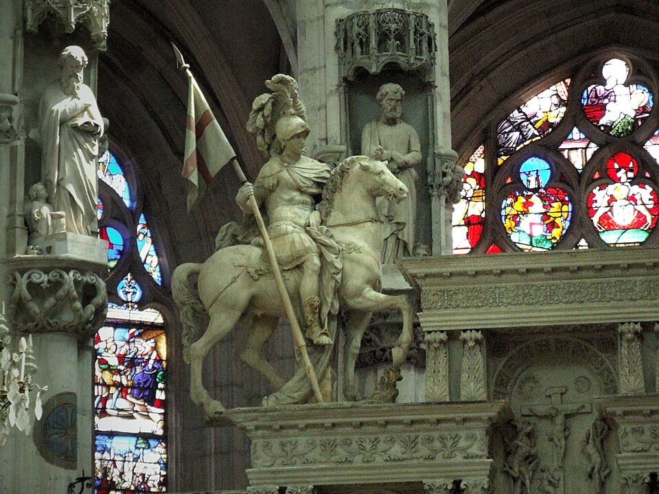 Église Notre-Dame de Saint-Florentin — édifice religieux à Saint-Florentin (Yonne (89)) (89), monument historique (Classé MH) — vue 4