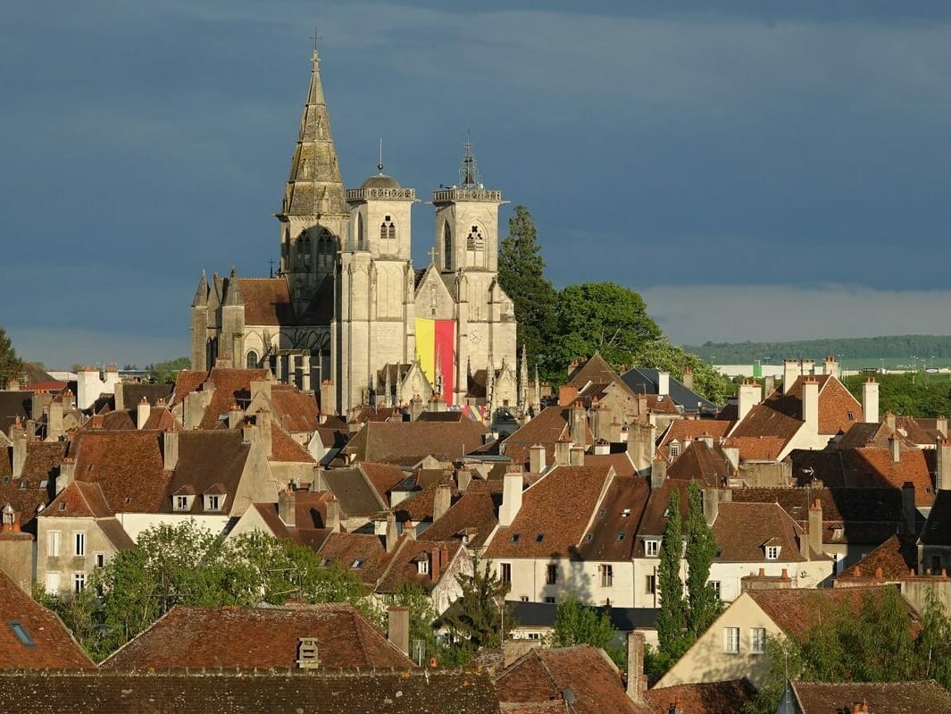 Collégiale Notre-Dame de Semur-en-Auxois — édifice religieux à Semur-en-Auxois (Côte-d'Or (21)) (21), monument historique (Classé MH)