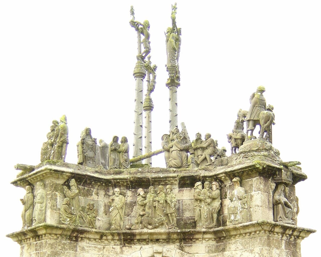 Église Saint-Germain de Pleyben (enclos paroissial) — édifice religieux à Pleyben (Finistère (29)) (29), monument historique (Classé MH) — vue 3