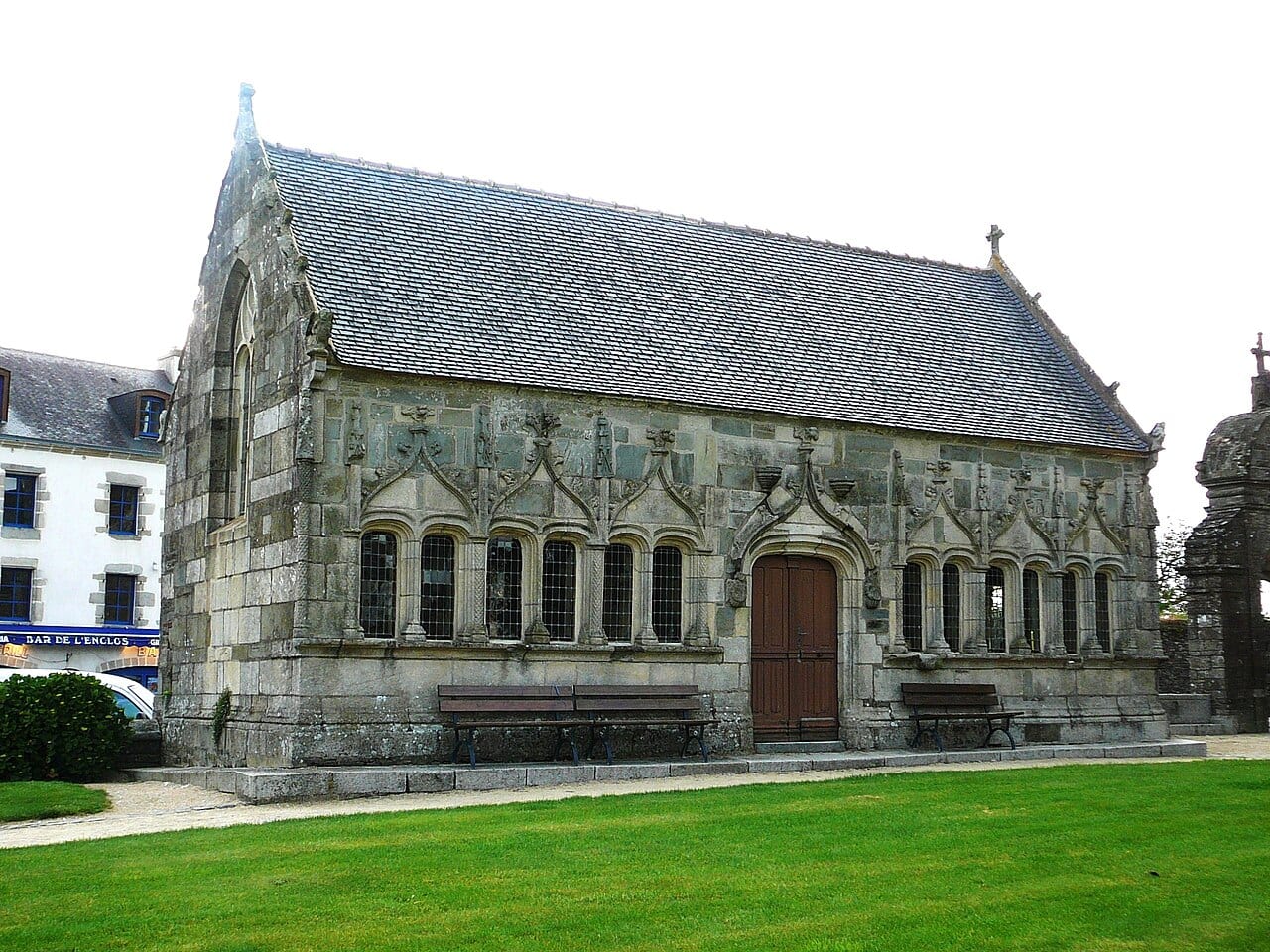 Église Saint-Germain de Pleyben (enclos paroissial) — édifice religieux à Pleyben (Finistère (29)) (29), monument historique (Classé MH) — vue 4