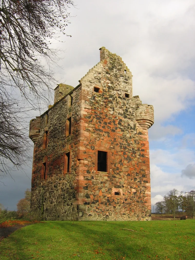 Greenknowe Tower