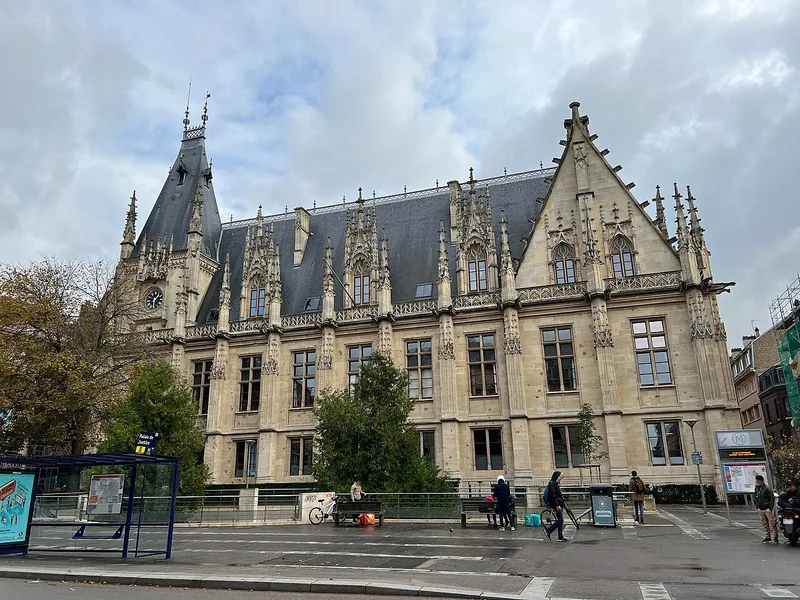 Hôtel de Bourgtheroulde II (Pavillon d'angle)