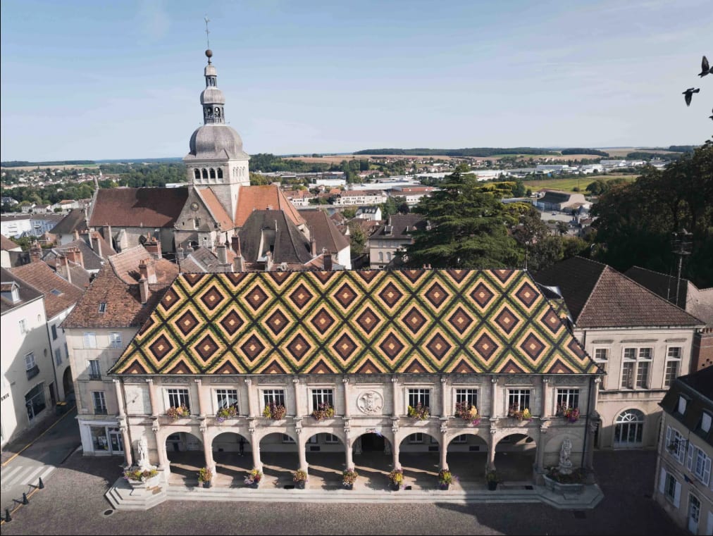 Hôtel de Ville de Gray — architecture civile à Gray (70), monument historique (Classé MH)