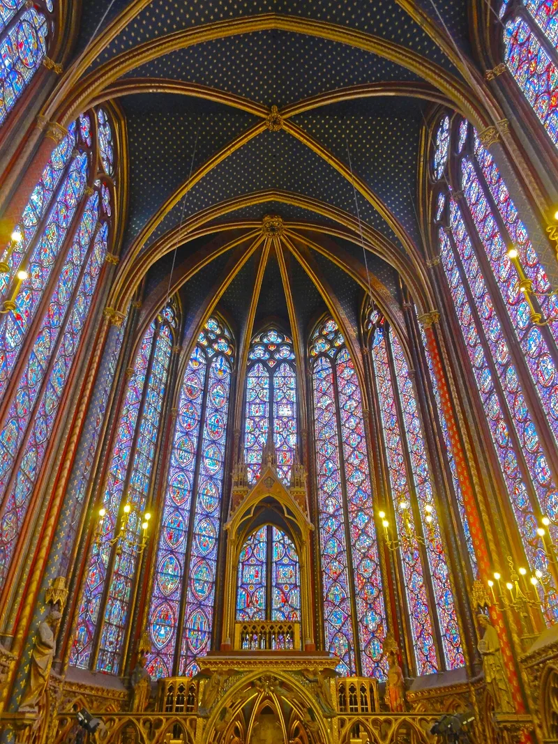 Vitraux des Six Apôtres de la Sainte-Chapelle